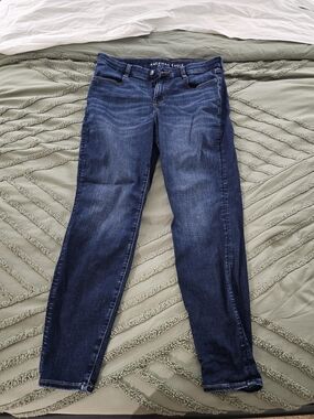 American Eagle Outfitters Women's Dark Blue Stretch Jeans